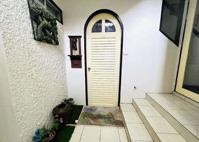 Ree House Sukhumvit Adults Only Near Mrt 게스트하우스