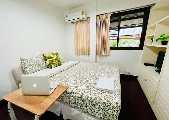 Ree House Sukhumvit Adults Only Near Mrt 방콕