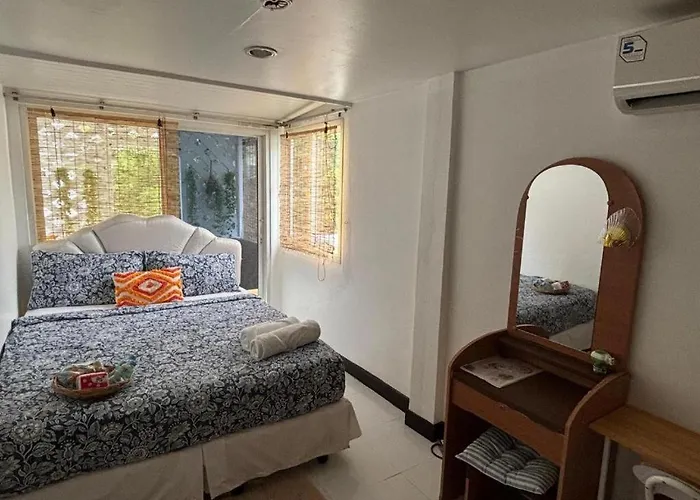 Ree House Sukhumvit Adults Only Near Mrt 3*