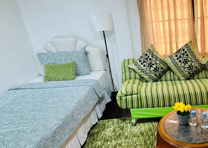 Ree House Sukhumvit Adults Only Near Mrt 게스트하우스 방콕