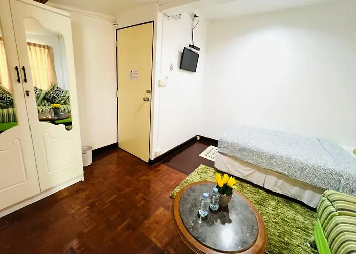 Ree House Sukhumvit Adults Only Near Mrt 3*