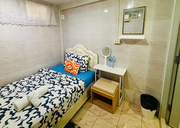 게스트하우스 Ree House Sukhumvit Adults Only Near Mrt