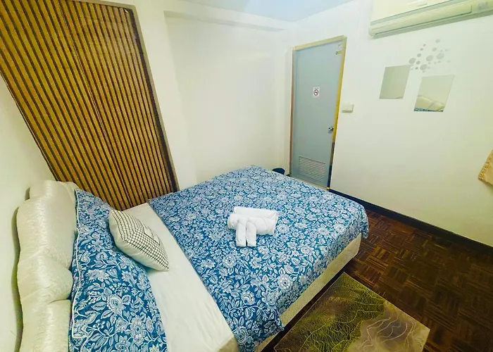Ree House Sukhumvit Adults Only Near Mrt 3* 방콕