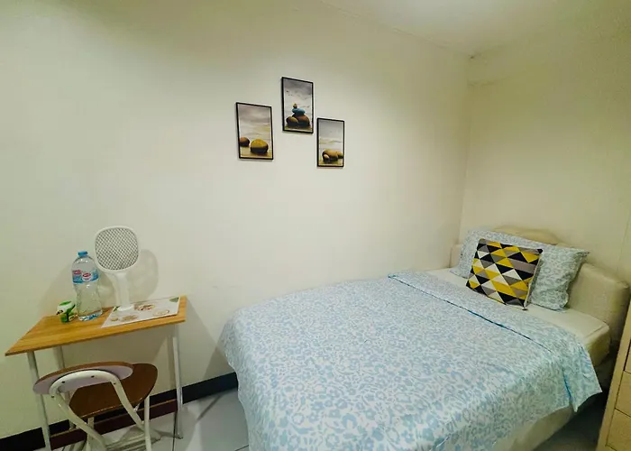 Ree House Sukhumvit Adults Only Near Mrt 게스트하우스 3*