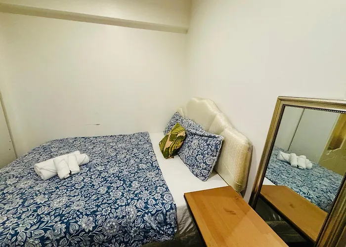 Ree House Sukhumvit Adults Only Near Mrt
