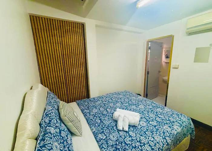 Ree House Sukhumvit Adults Only Near Mrt