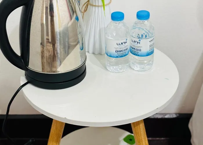 Ree House Sukhumvit Adults Only Near Mrt 방콕